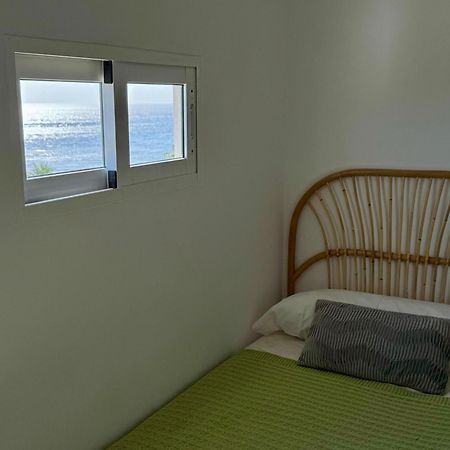 Sunnypalms - Beachfront Penthouse With Stunning Sea View Estepona Ngoại thất bức ảnh